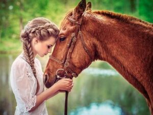 Broderie Diamant Femme et Cheval